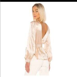 House of Harlow REVOLVE Aluna Blouse Champagne XS